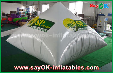 सफेद 0.6 मिमी पीवीसी Inflatable पिरामिड लोगो मुद्रण विज्ञापन Inflatables